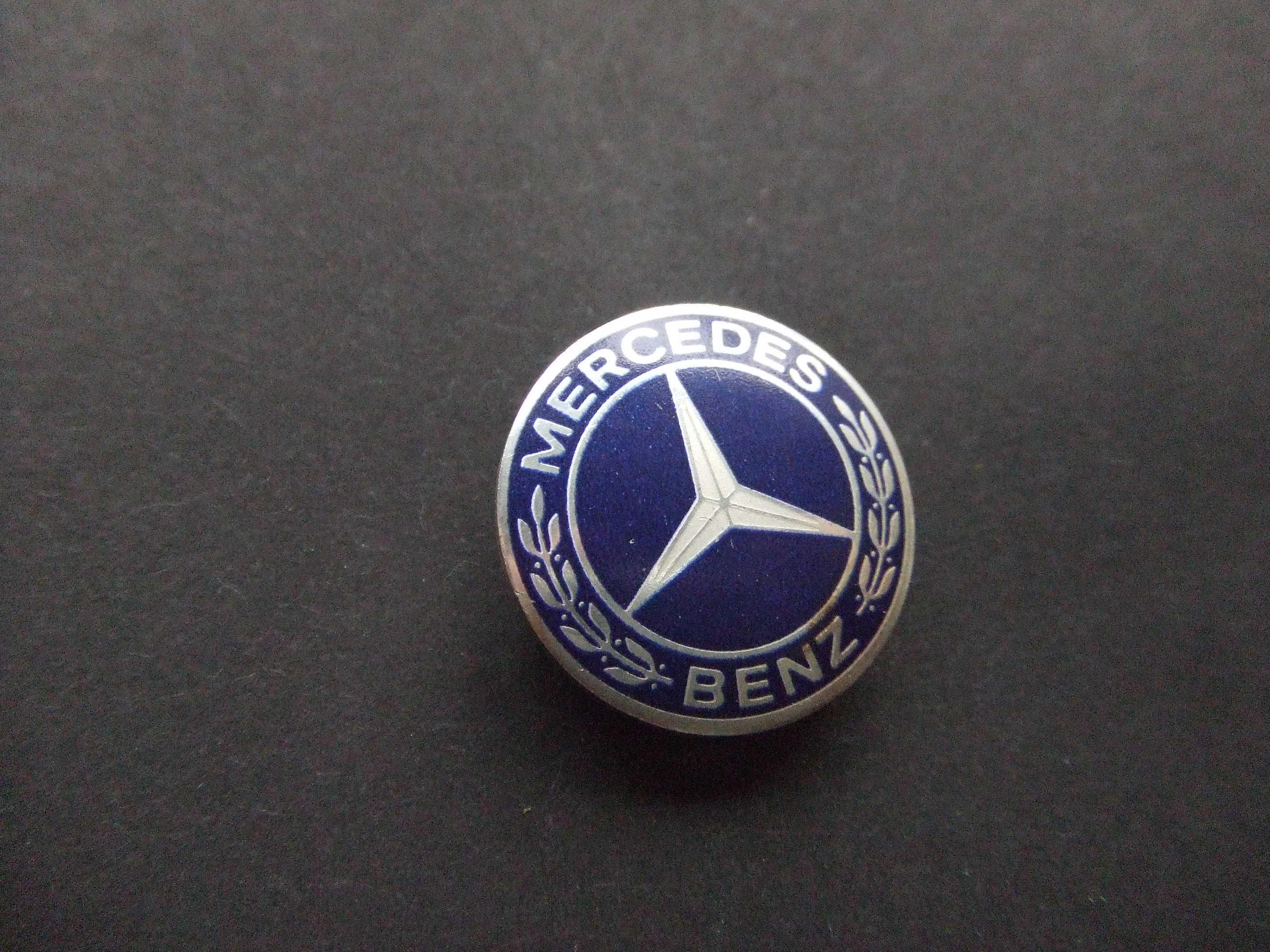 Mercedes-Benz emaille brochespeld